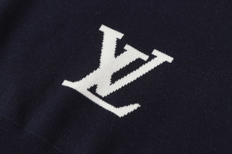 LVC031 New men's and women's autumn and winter cross towel embroidered pattern round neck wool knitted sweater clothing