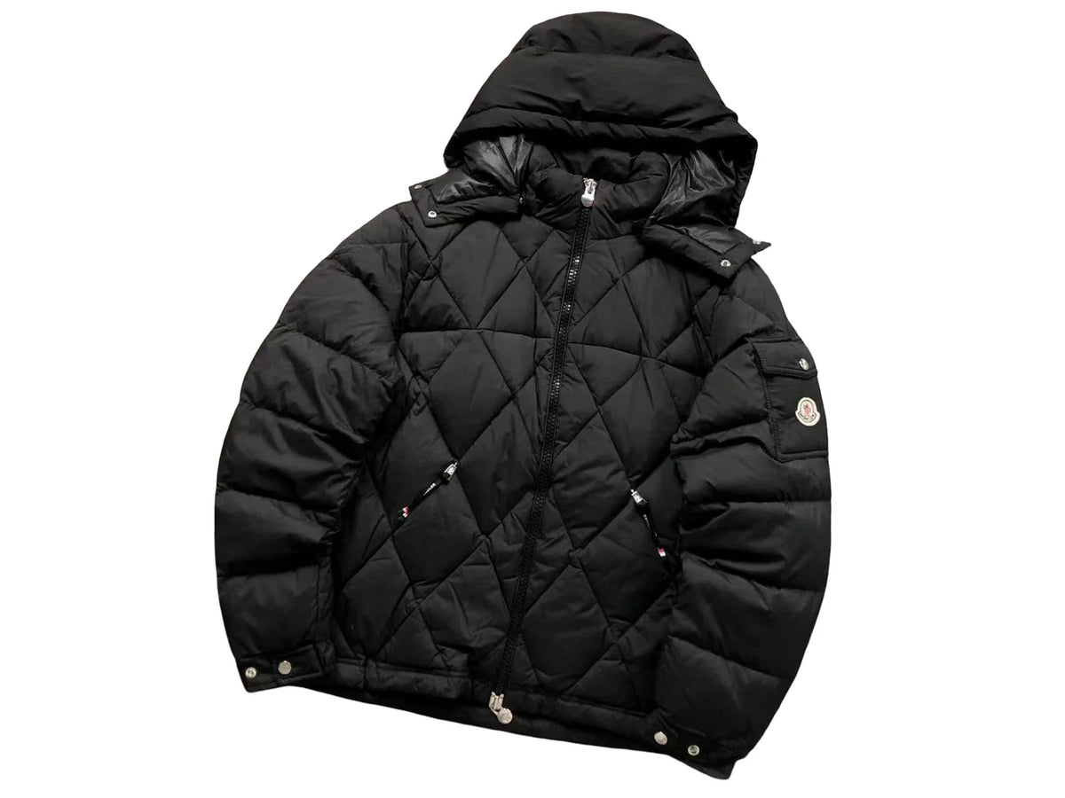 Moncler Averole Down Jacket – Black